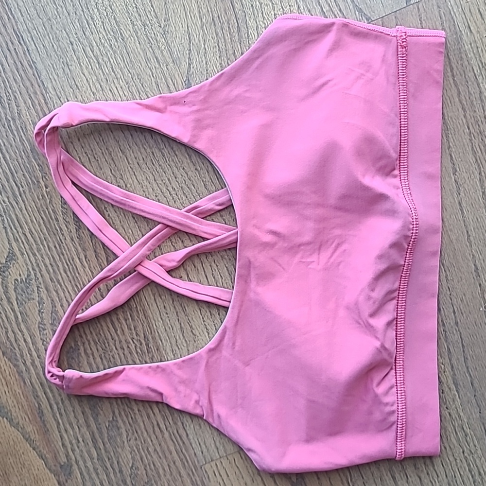 Lululemon sports bra